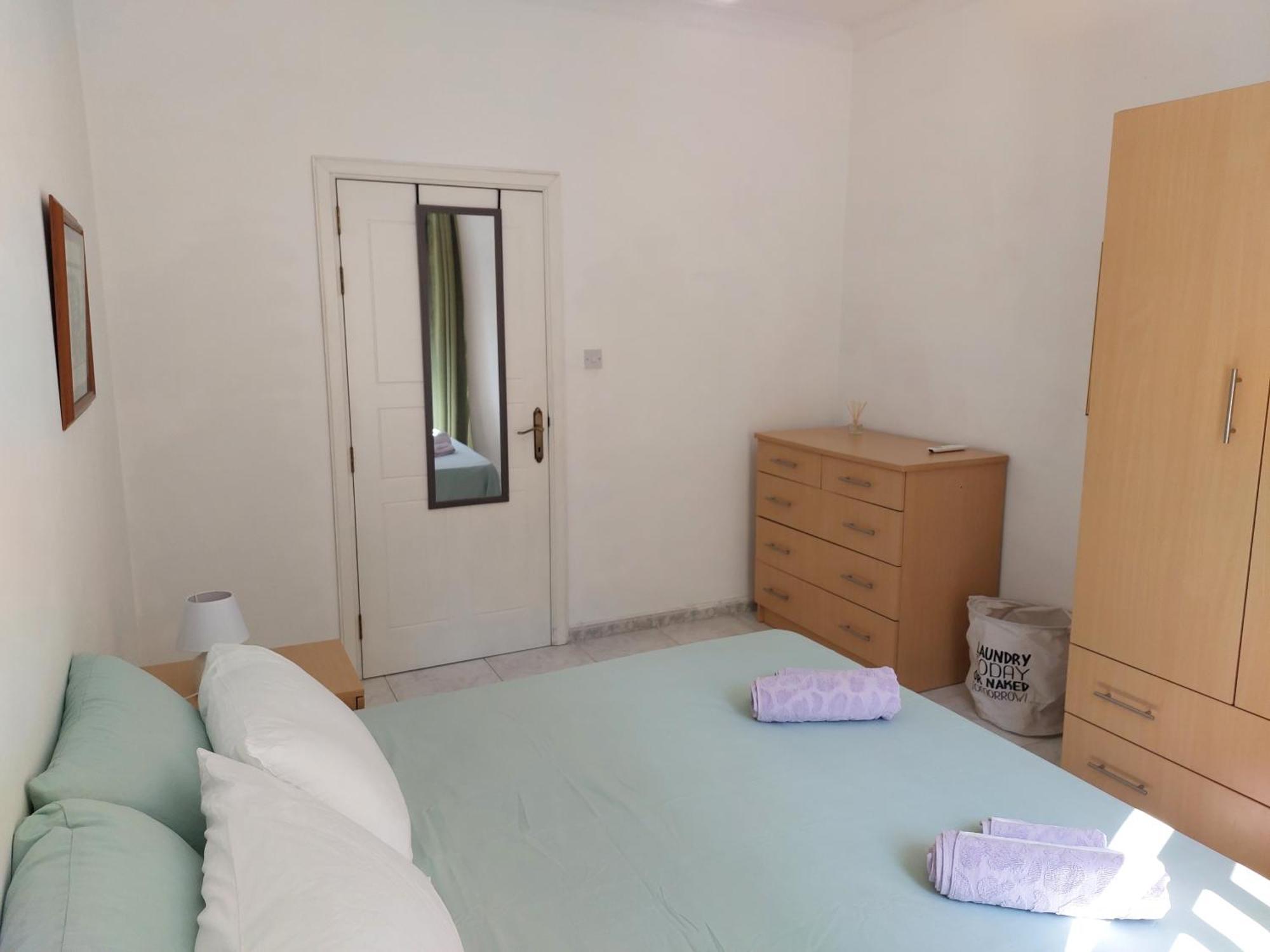 3 Bedrooms 160sqm Balluta Bay By Walk! Saint Julian's