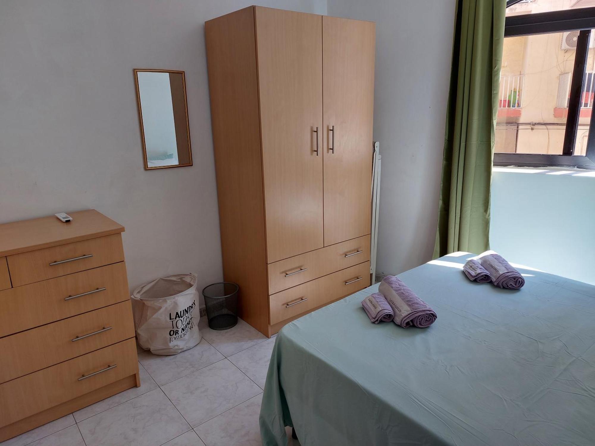 3 Bedrooms 160sqm Balluta Bay By Walk! Apartment